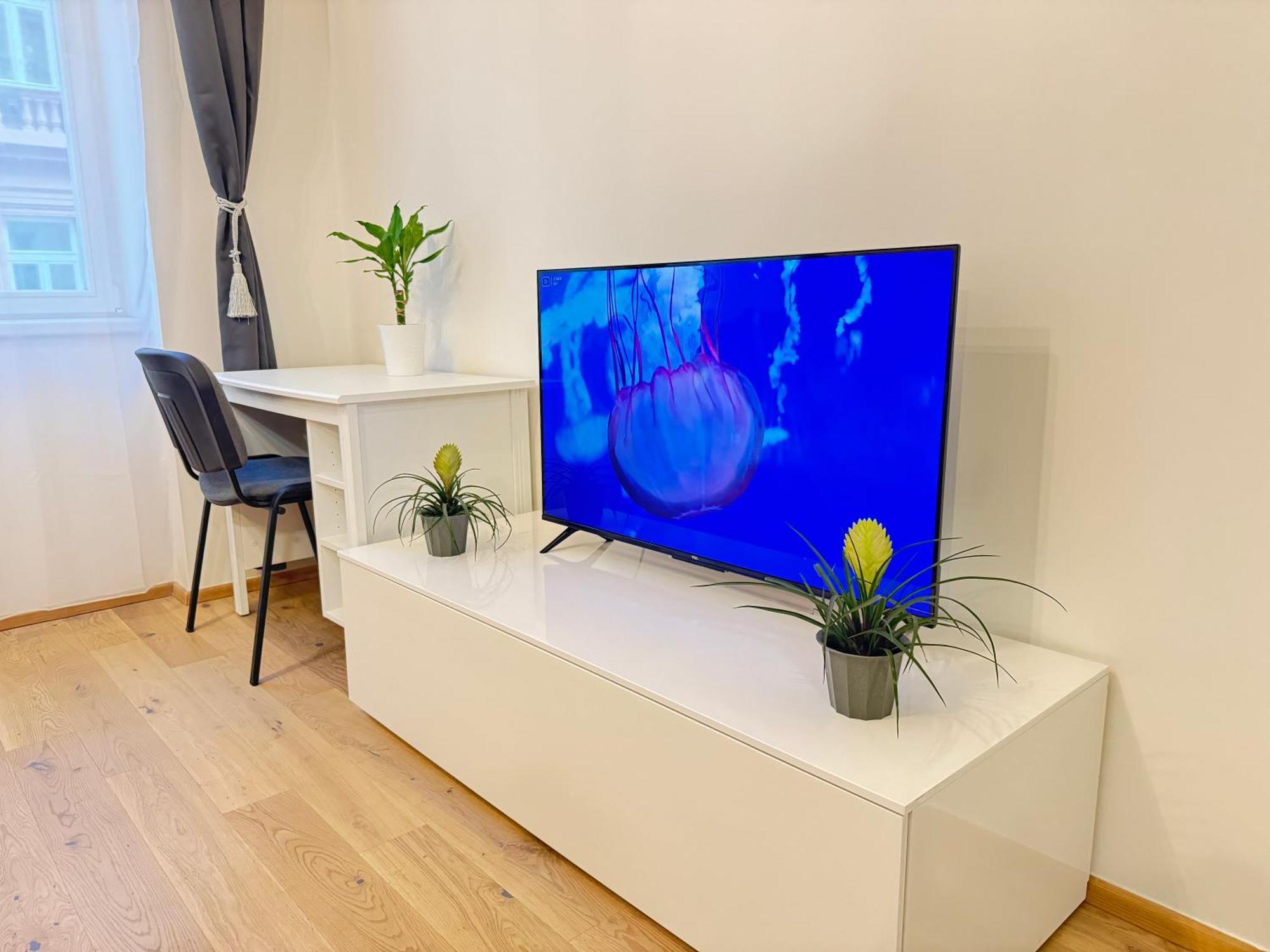 Free Parking - Cozy Apartment Near Vysehrad Railway Bridge Прага Экстерьер фото