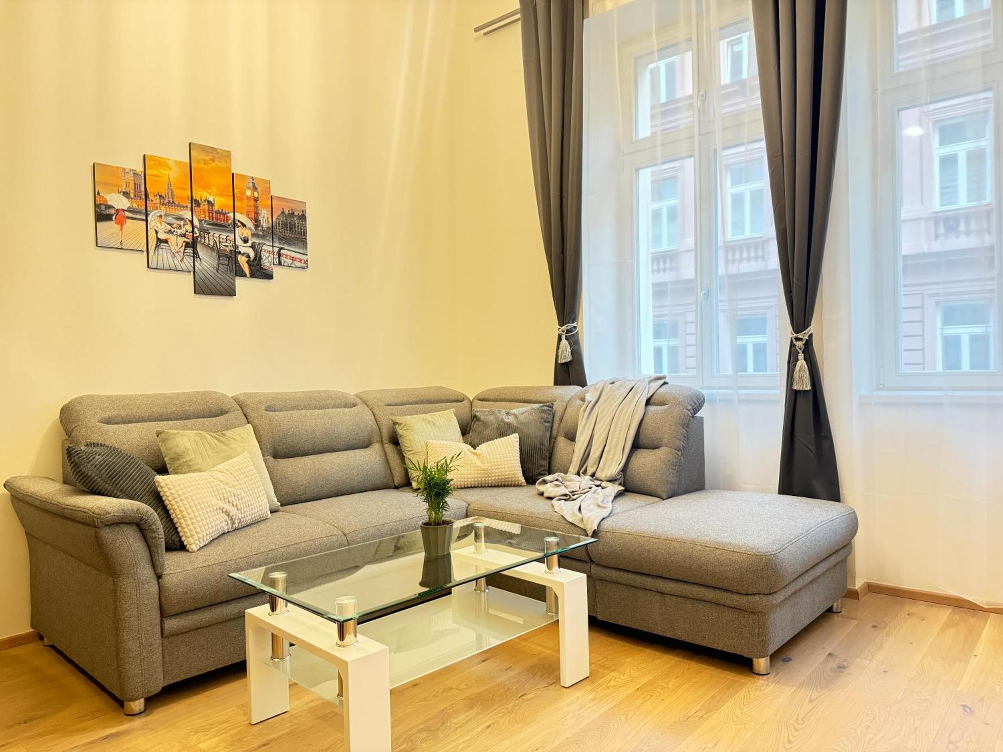 Free Parking - Cozy Apartment Near Vysehrad Railway Bridge Прага Экстерьер фото